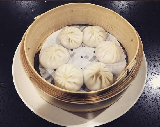 D1. "Xiao long bao" Shanghai Dumplings - 上海小籠包